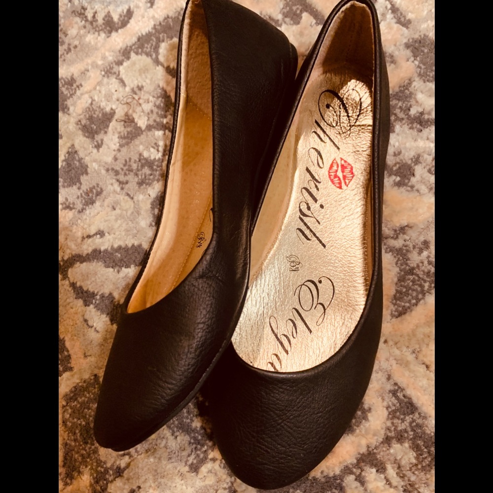 Black flats